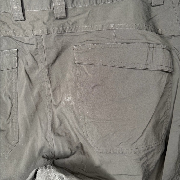 Arc’teryx x Vintage Men’s Technical Pants - Picture 9 of 12